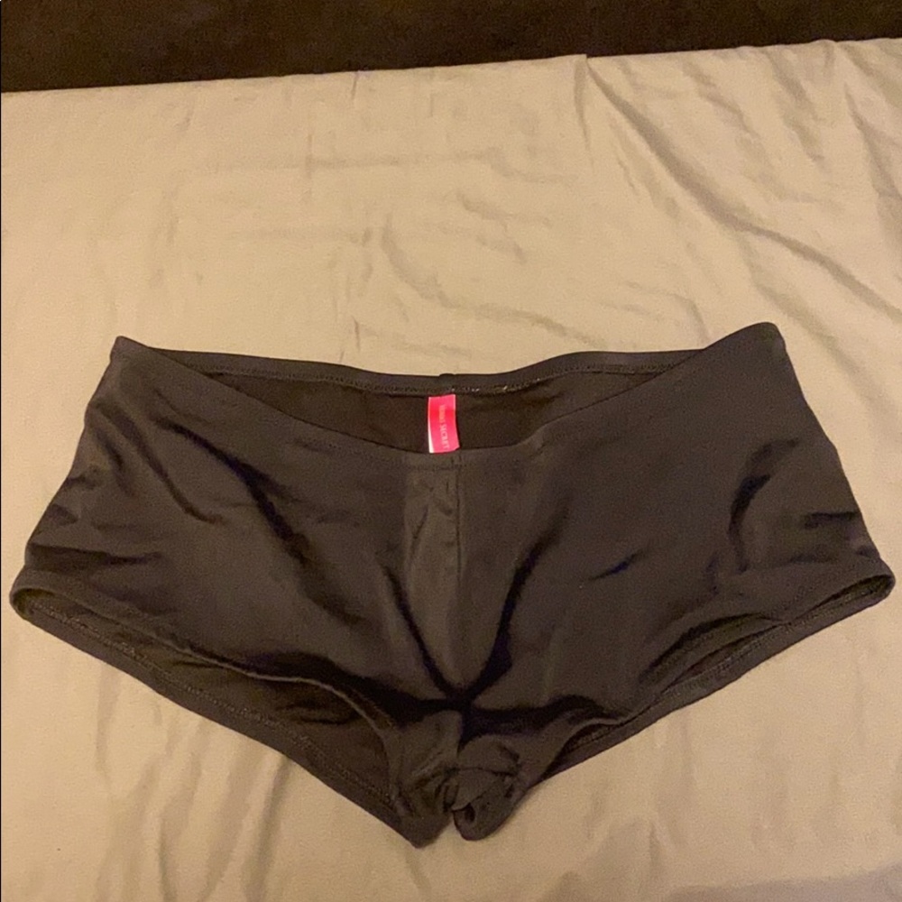 Victoria’s Secret bottoms